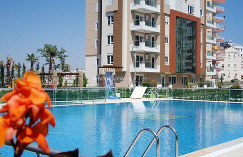 Luxury Apartments in a Desirable Location of Lara Antalya 4