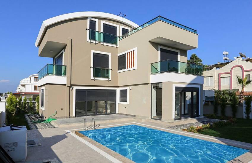 Brand New Triplex Villas with Swimming Pool in Belek 1