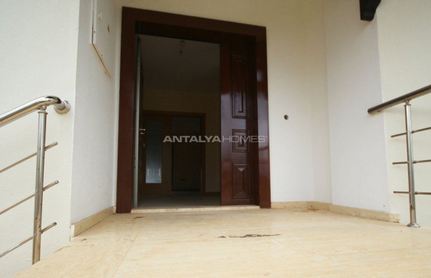 5+2 Villas with Private Pool and Garden in Dosemealti 7