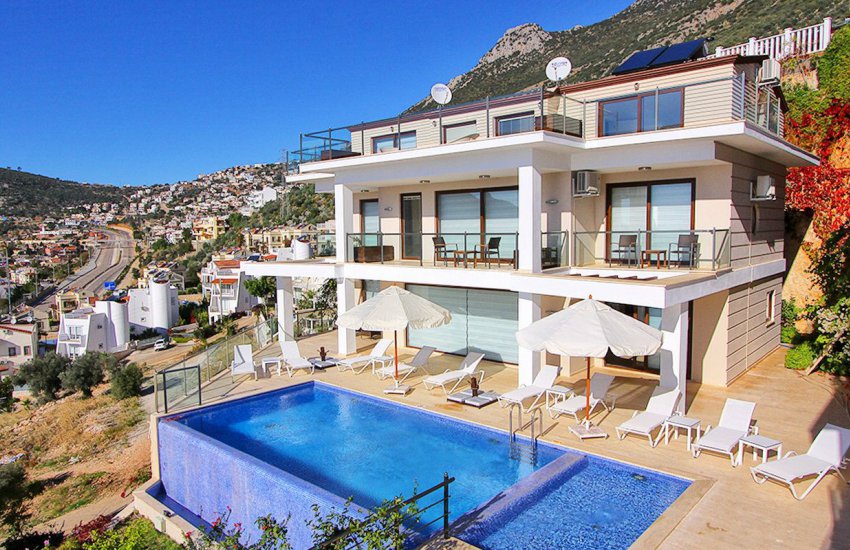 ویلا های کاملا مبله با 5 اتاق مجزا در کلکان 7