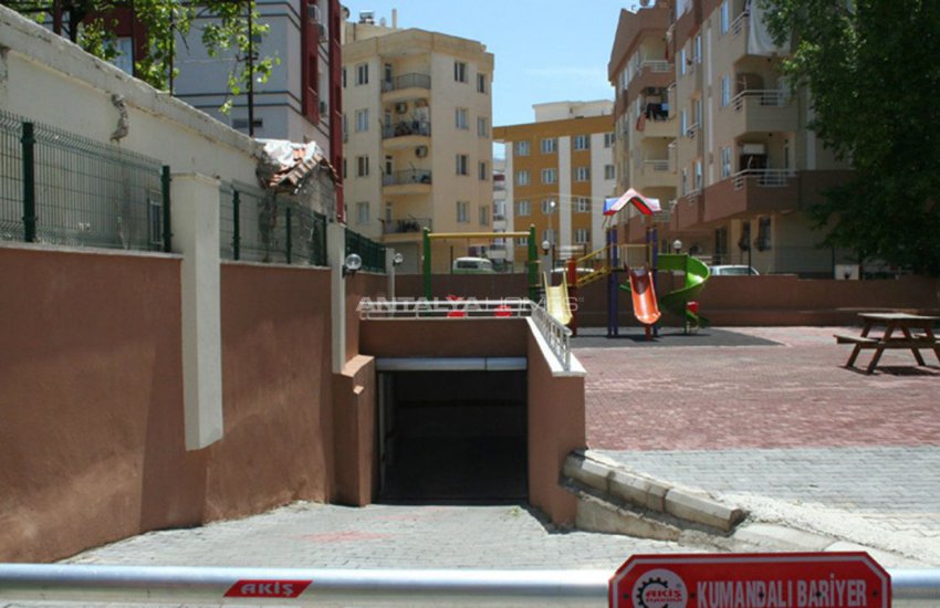Spacious Property with Blinds in Antalya Turkey 11