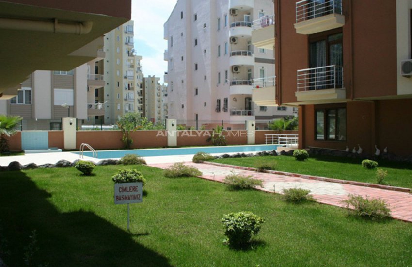 Spacious Property with Blinds in Antalya Turkey 6