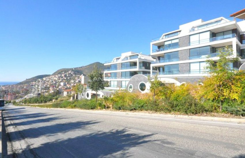 Nice Apartments for Sale with Fantastic Views in Alanya 3