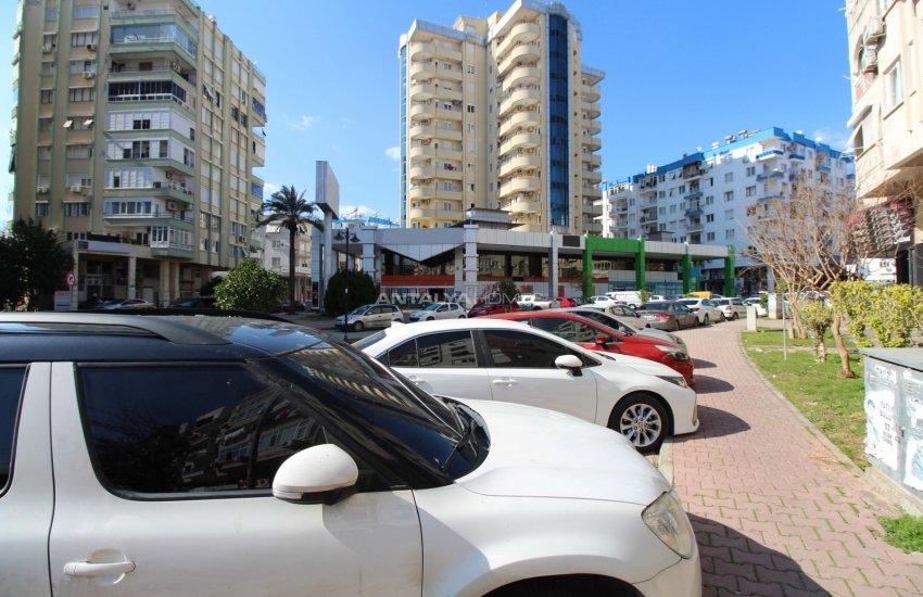Driezijdig Appartement Op Een Centrale Locatie In Antalya 2