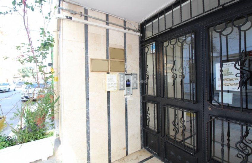 Driezijdig Appartement Op Een Centrale Locatie In Antalya 6