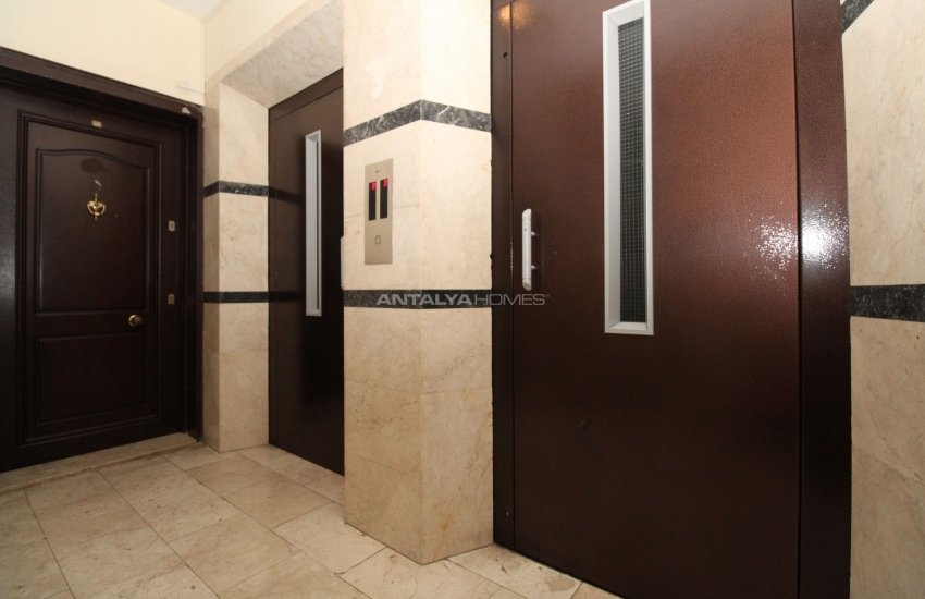 Driezijdig Appartement Op Een Centrale Locatie In Antalya 9