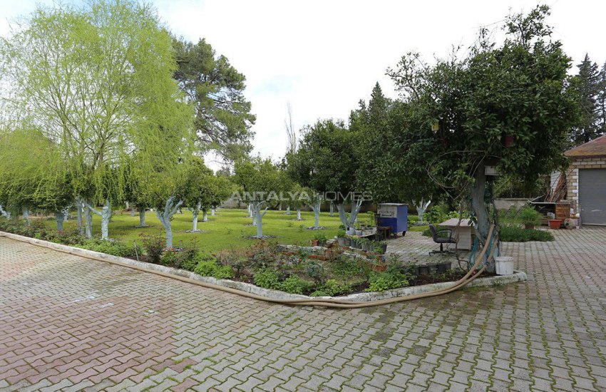 Detached Spacious Houses with Swimming Pool in Antalya 17