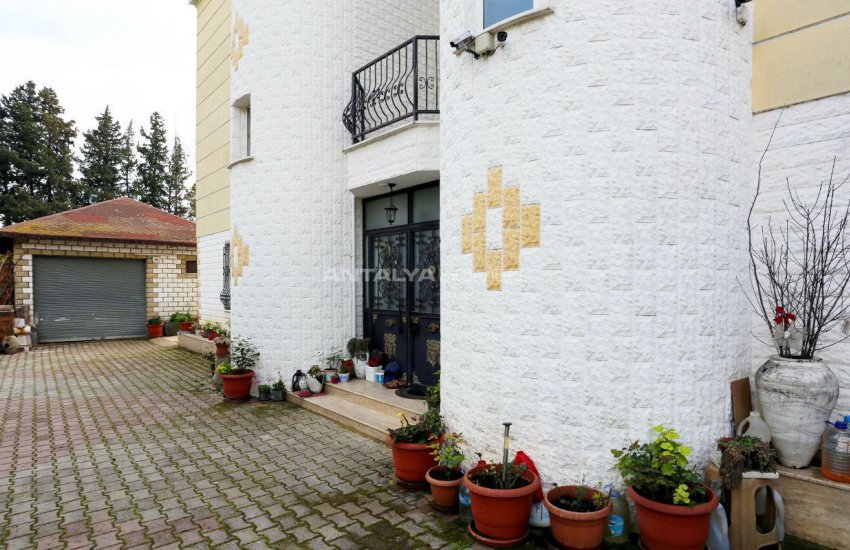 Detached Spacious Houses with Swimming Pool in Antalya 4