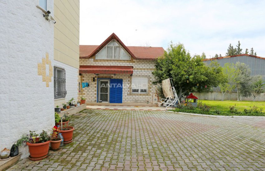 Detached Spacious Houses with Swimming Pool in Antalya 5