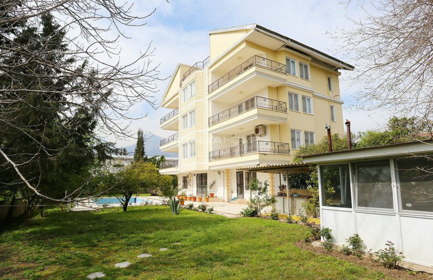 Detached Spacious Houses with Swimming Pool in Antalya 8