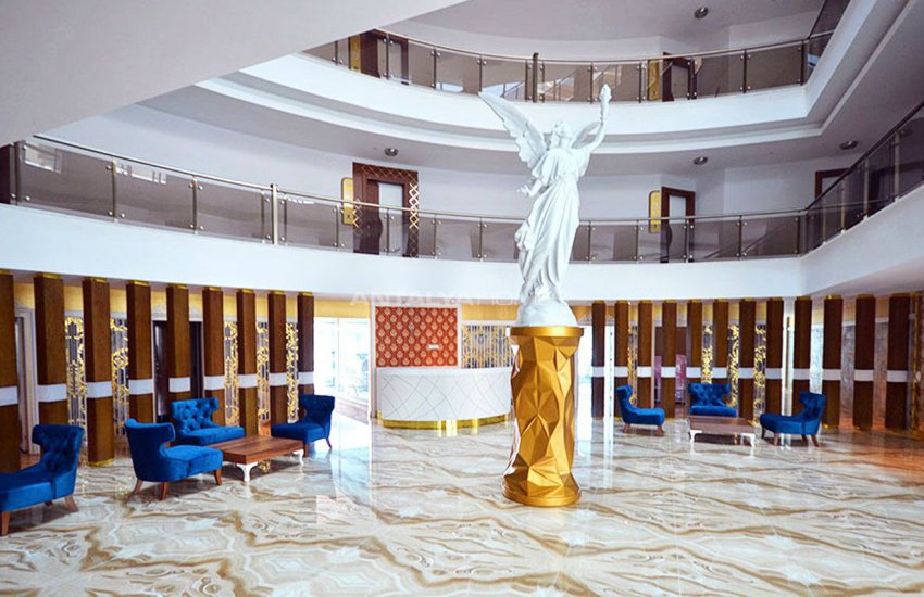 Modernly Designed Seafront Apartments in Alanya Mahmutlar 13