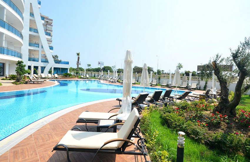 Modernly Designed Seafront Apartments in Alanya Mahmutlar 5