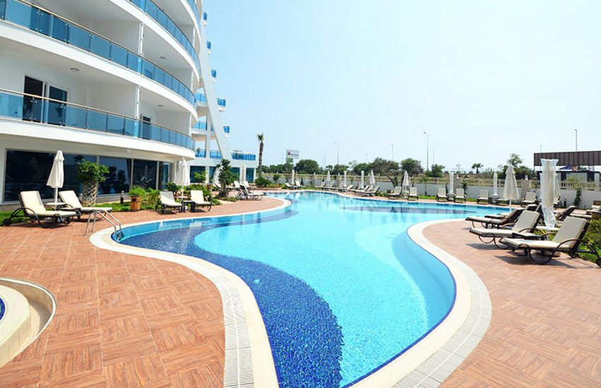 Modernly Designed Seafront Apartments in Alanya Mahmutlar 8