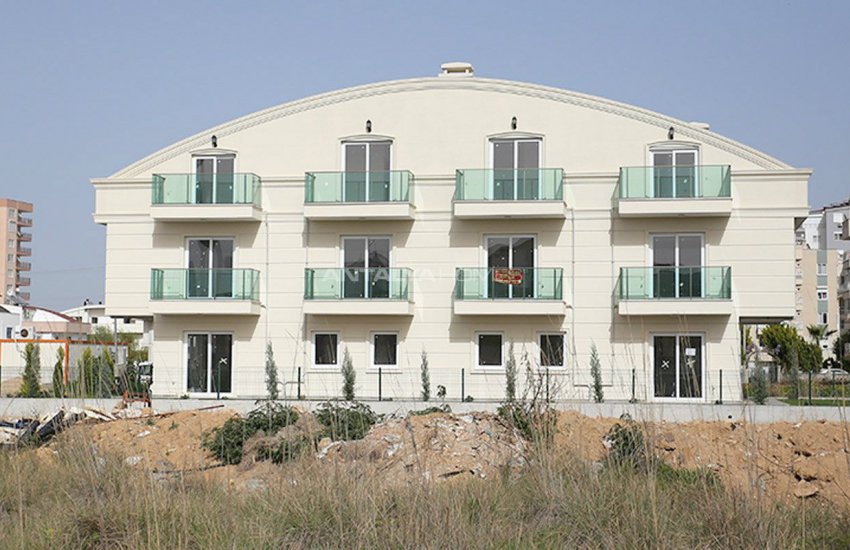 Lara Güzeloba’da Taşınmaya Hazır Sıfır Daireler 4