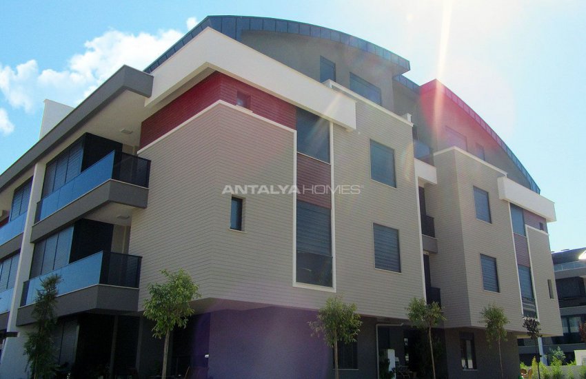 Lara Güzeloba’da Lüks Site İçinde Satılık Daireler 13