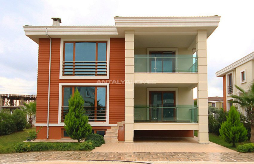 Spacious Houses Intertwined with Nature in Dosemealti 4