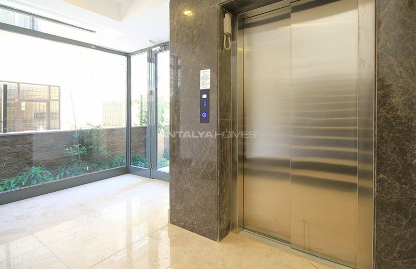 آپارتمان مرکزی در آنتالیا نزدیک به دریا 9