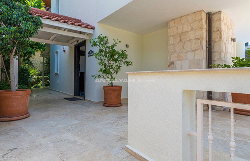 Ready to Move Superbly Property in Kalamar Kalkan 10