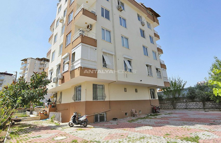 3+1 Apartment in Lara with Separate Kitchen & Natural Gas 6