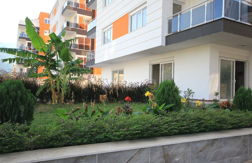 Modern Antalya Vastgoed In Rustige Locatie Van Konyaalti 1