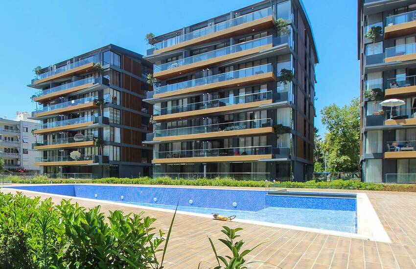 Eco-friendly Apartment Close to Social Amenities in Antalya 1