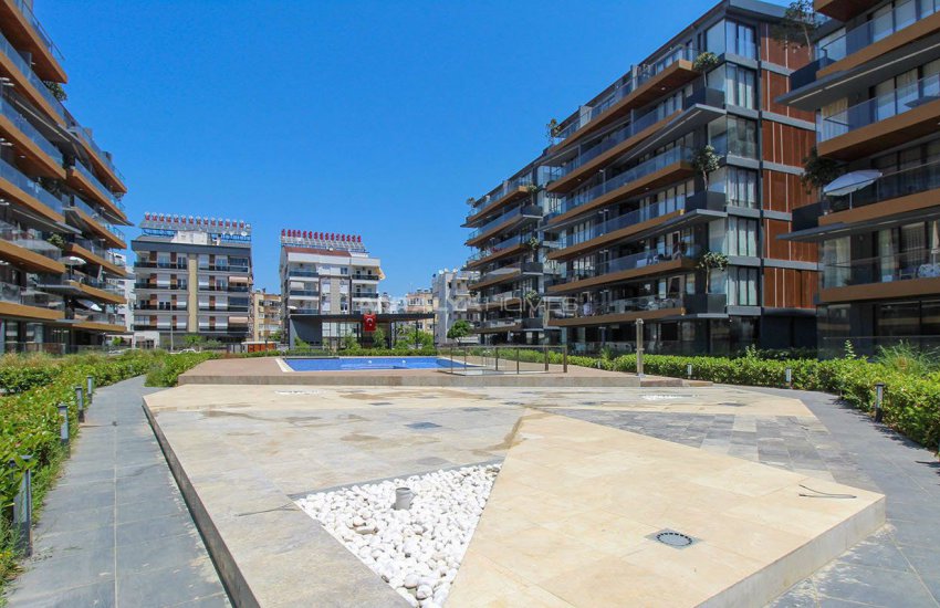 Eco-friendly Apartment Close to Social Amenities in Antalya 4