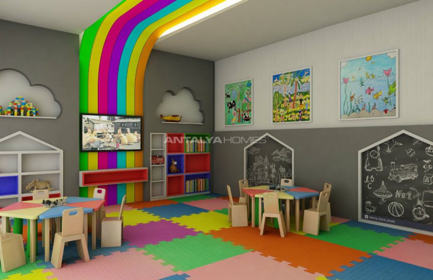 Flats with Remarkable Sea and Mountain Views in Alanya 13