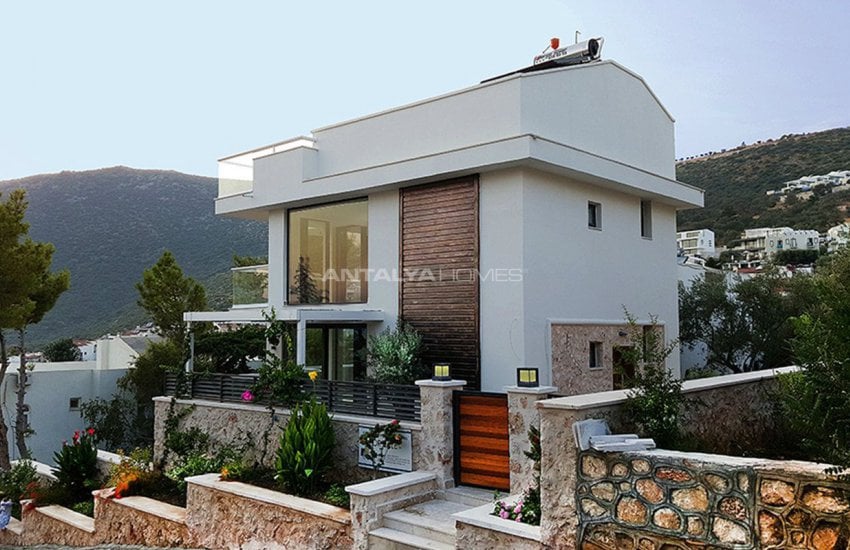 Exclusive Triplex Villa in Kalkan with Private Features 3