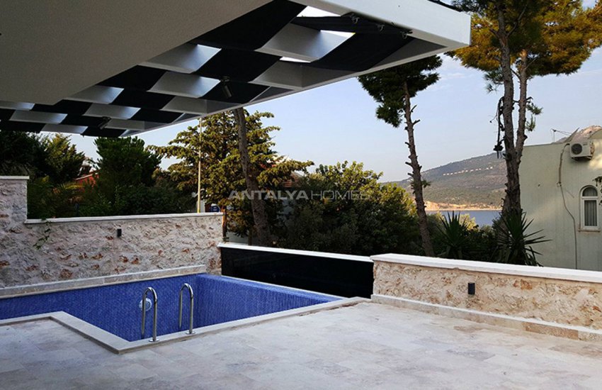 Exclusive Triplex Villa in Kalkan with Private Features 9