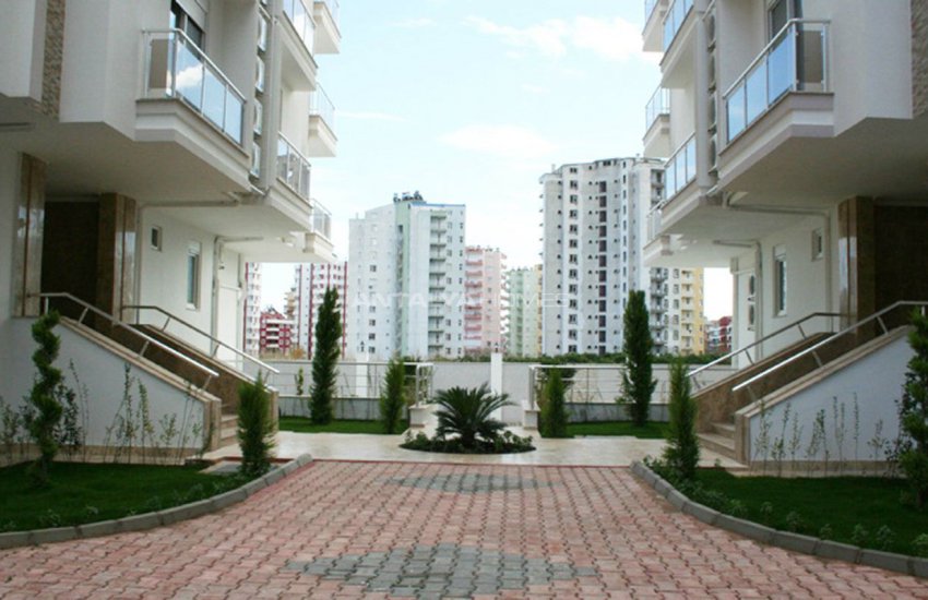 Modern Properties with Swimming Pool in Konyaalti Turkey 3