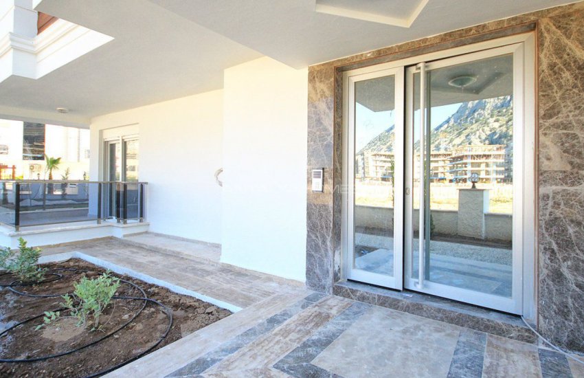 Готовая Недвижимость в Анталии с Видом на Горы 11