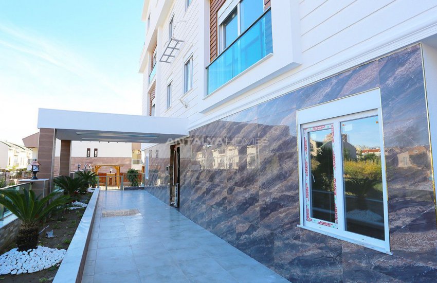 Modern Property with Mountain View in Antalya Konyaalti 2