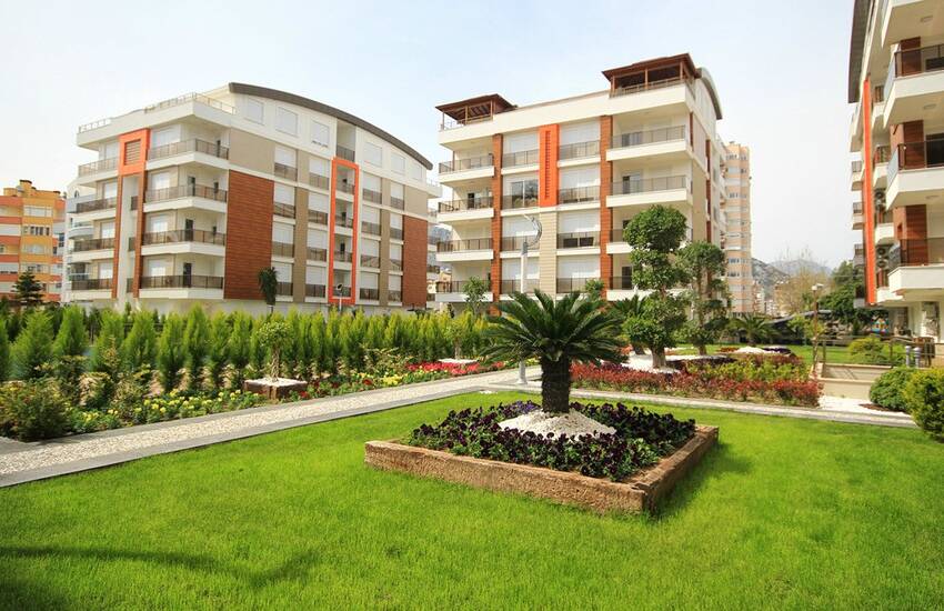 Homes in Antalya Konyaalti with Rich Complex Facilities