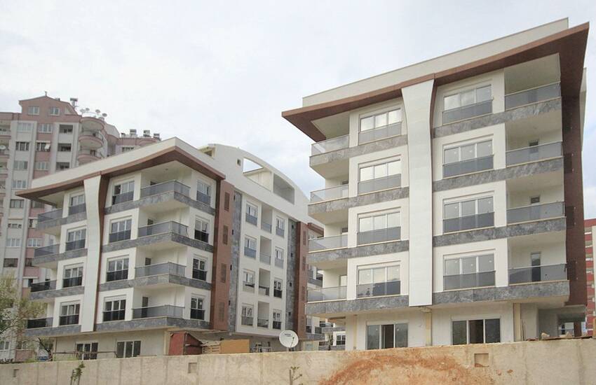 Nybyggda Lägenheter I Konyaalti