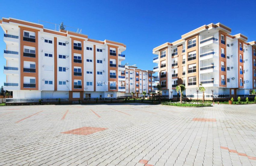 Квартира в Кепезе, Анталия на Среднем Этаже Жилого Комплекса 16