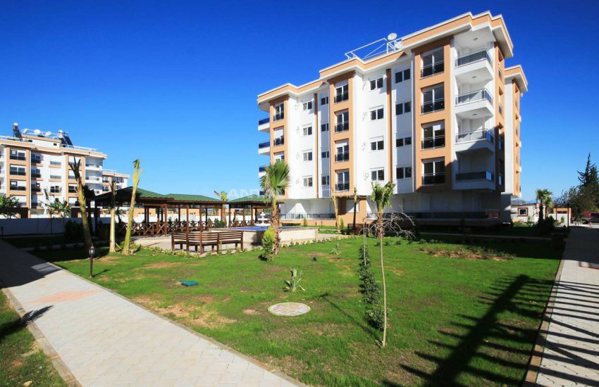 Квартира в Кепезе, Анталия на Среднем Этаже Жилого Комплекса 4