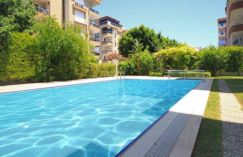 Möblerad Lägenhet Nära Havet I Antalya Konyaalti