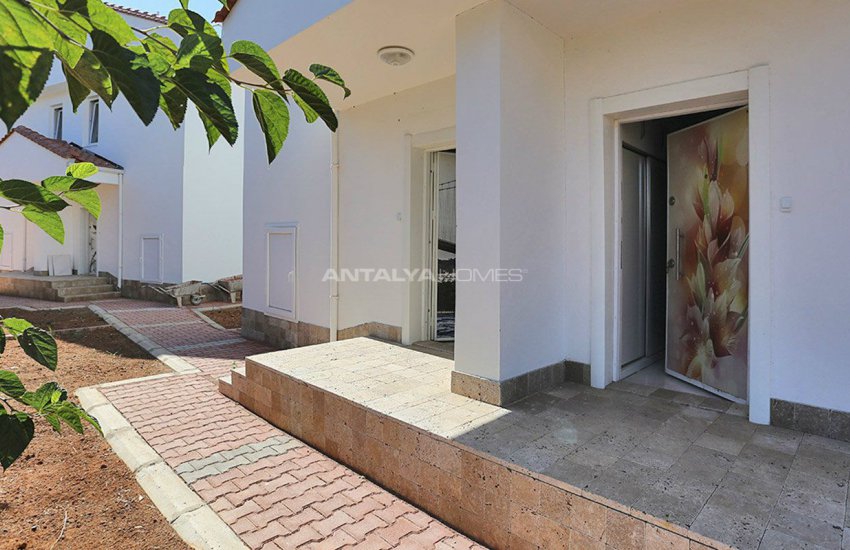 Turnkey Villas Intertwined with Nature in Antalya 12