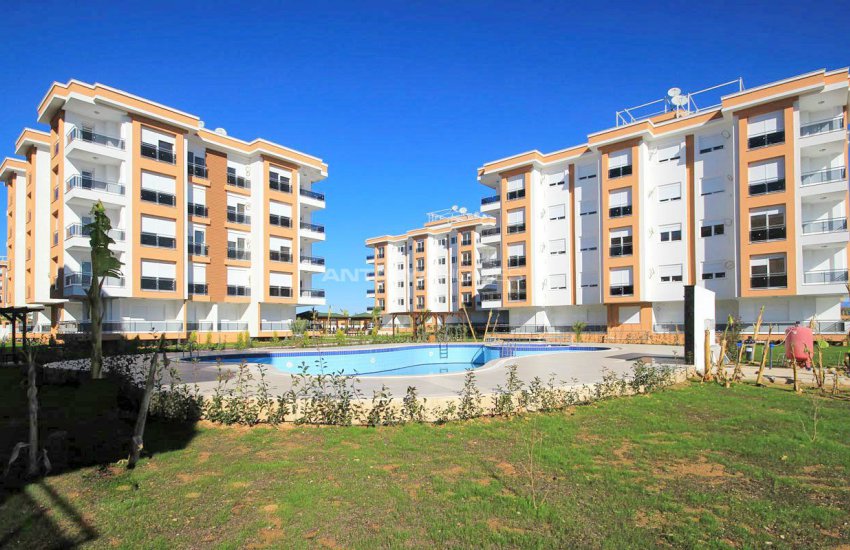 Квартира в Кепезе, Анталия на Среднем Этаже Жилого Комплекса 2