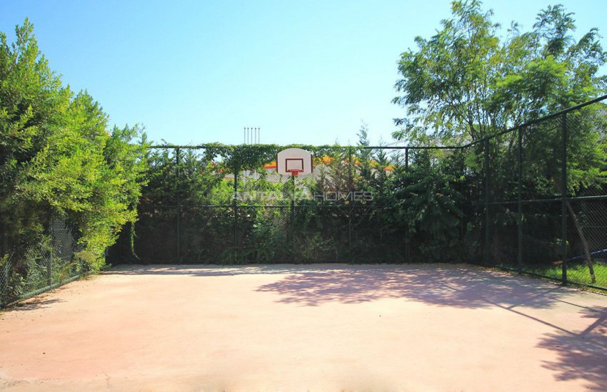 Turkey Apartments Close to Social Amenities in Lara 15