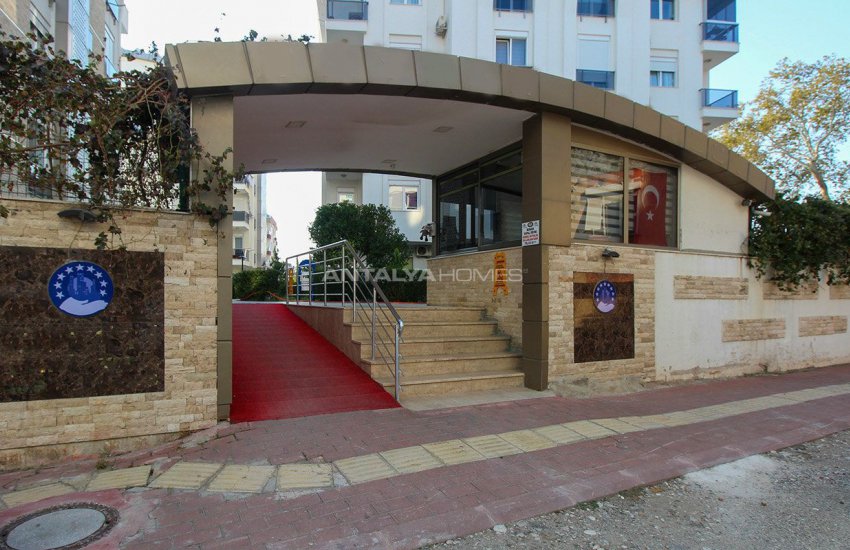 Renovated Duplex Flat with a Separate Kitchen in Konyaaltı 2