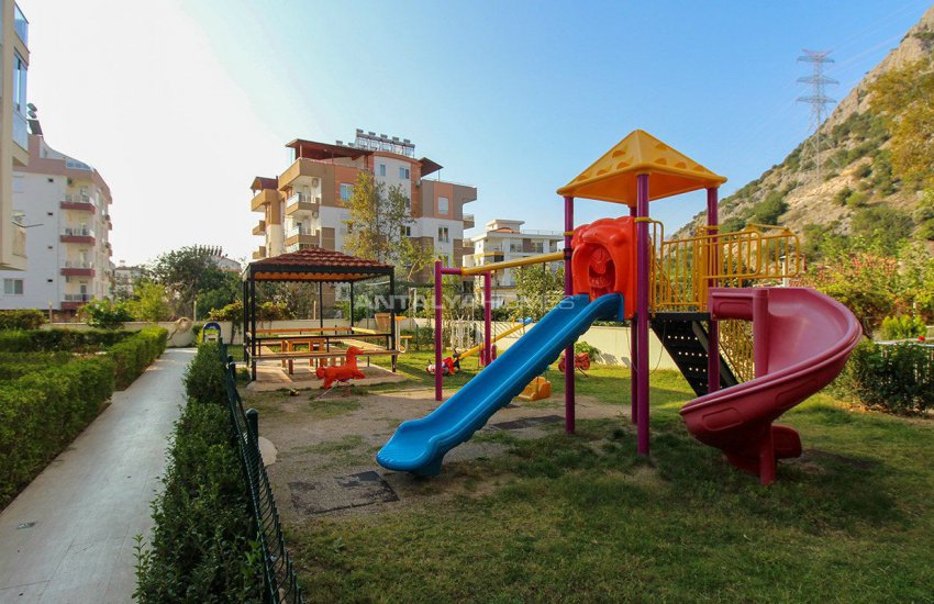 Renovated Duplex Flat with a Separate Kitchen in Konyaaltı 5