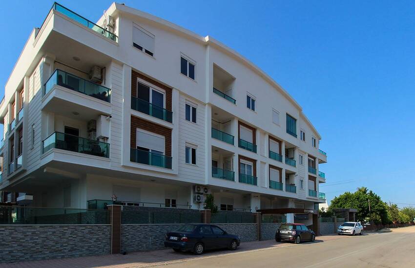 Ruim Appartement Dicht Bij Het Strand In Konyaalti Antalya