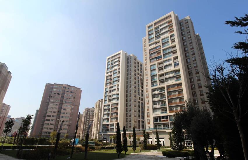 Key-ready Real Estate in Istanbul with Rich Complex Features
