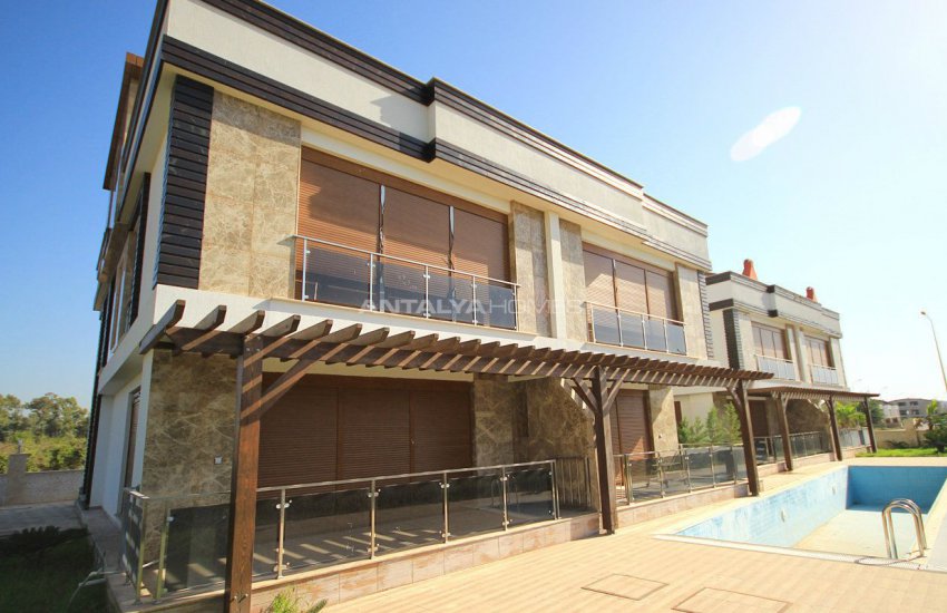 Ready to Move Villas in Antalya Konyaalti 3