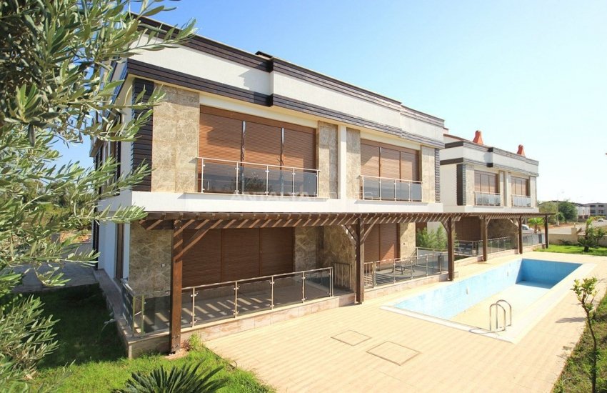 Ready to Move Villas in Antalya Konyaalti 1