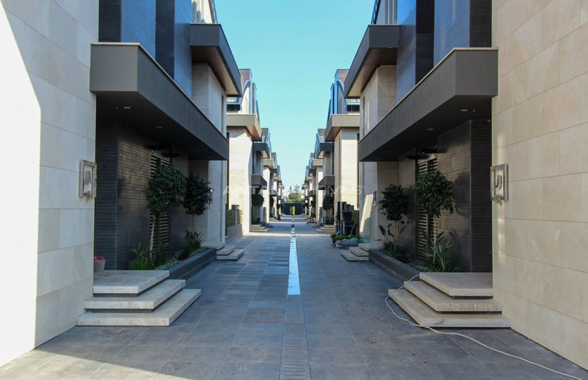 Ultra-rymliga Villor Med Smart Home System I Konyaalti 1