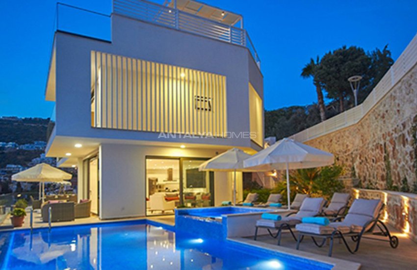 Kalkan'da Plaja 250 Metre Uzaklıkta Komple Eşyalı Villa 20