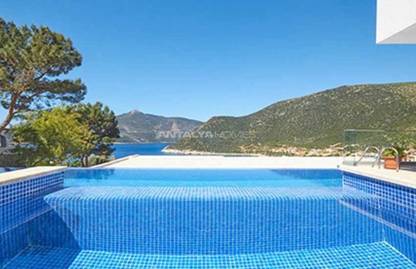 Kalkan'da Plaja 250 Metre Uzaklıkta Komple Eşyalı Villa 6