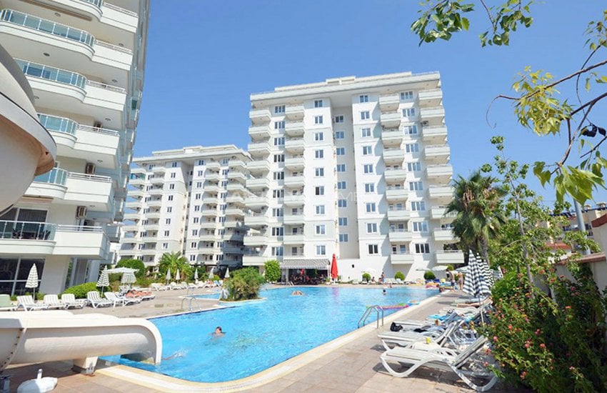 Alanya Tosmur'da Denize Yakın Site İçinde Lüks Daireler 12